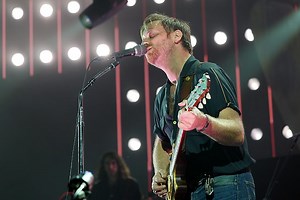 The Black Keys Cover William Bell’s “I Forgot To Be Your Lover” -