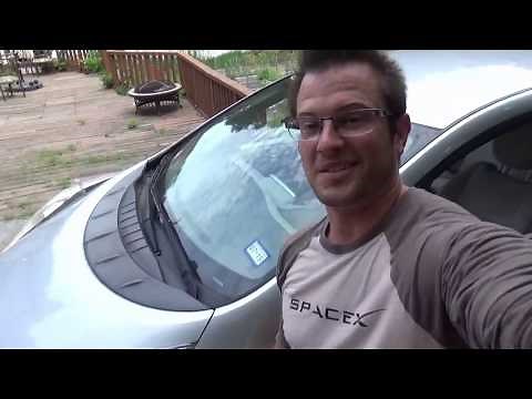 Solar Powered Nissan Leaf