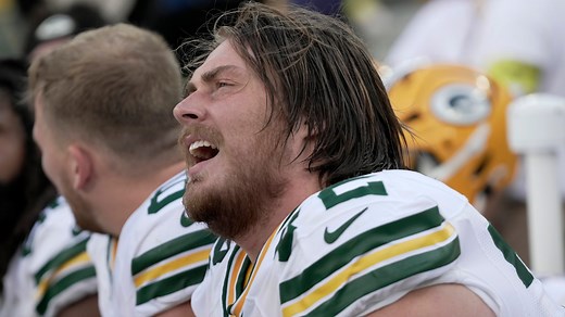The Green Bay Packers reportedly sign tackle Brant Banks off the practice squad