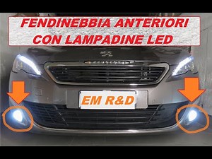 Remplacement des ampoules des feux antibrouillard sur la Peugeot 308 T9
