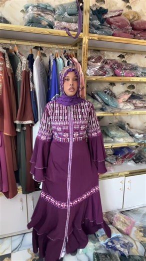 Vidéos de Chadia Beauty (@cha_diabeauty) avec Talibe cheikh a vie - Just mys£lf🚷📌🌀