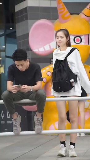 527K views · 10K reactions | Cute Girl Funny Moments藍藍 #funnyvideos #funnyreels #modelfunny #cute #CU #funny #girls #fun #model #modelcute | Cute girls | Facebook