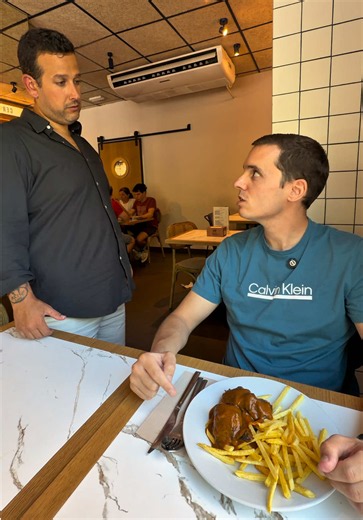 Qué tal se come en una taberna castiza “La Gatería”📍C. de Santiago de Compostela, 38, Fuencarral-El Pardo, 28034 Madrid . . . #Restaurantes #Madrid