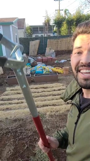 44K views · 161 reactions | one of my fav tools ever for weeding #howto #garden #gardening #plants #fyp | Gardening Life | Facebook