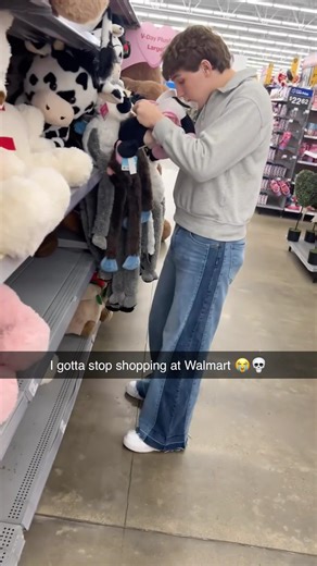 Everything fell down 🤣 #walmart #shopping #viral #skit #fyp