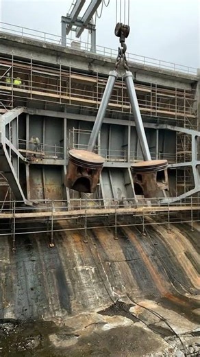 Dam Restoration: Fixing Rusted Tainter Gates & Concrete Cavitation | Mega Structure Engineering