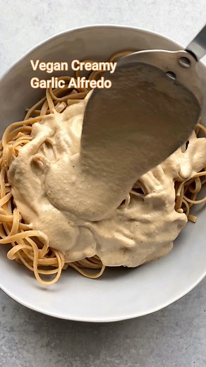 Make this best Vegan Garlic Alfredo sauce if you want to impress your guests or friends with how creamy and amazing Alfredo can be without any dairy! It comes together in about 30 minutes and has simple easy ingredients and over 1000 Five star reviews! 🎉❤️ | The Vegan 8