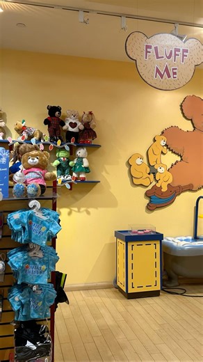 Build A Bear Workshop #stuffedanimals #buildabearworkshop #coloradosprings #mall