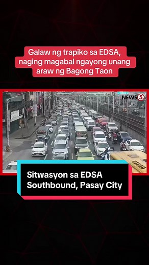 Mabagal na Daloy ng Trapiko sa EDSA sa Unang Araw ng Taon
