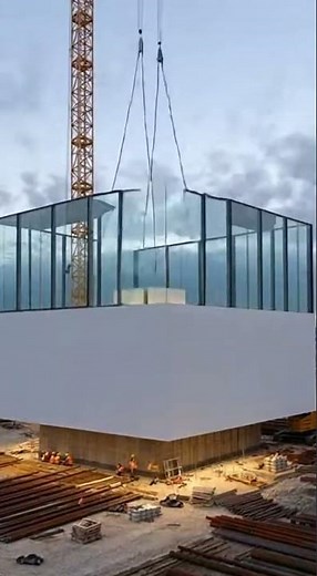 Impossible Engineering: Watch This Massive Box Defy Gravity!