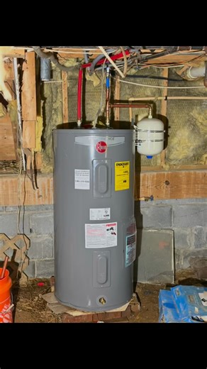 Water heater replacement completed in a crawl space 💪 Old unit out, new energy-efficient system installed and brought up to code. No leaks, proper venting, and safe operation guaranteed. 📍Residential service 📞 Call/text for estimates #WaterHeaterReplacement #CrawlSpacePlumbing #PlumberLife #AtlantaPlumber #ResidentialPlumbing | R P Damion Pat