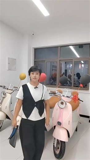 这是一条擦边视频，不卖车？开始擦边了？#小刀电动车#有品牌都可参加以旧换新