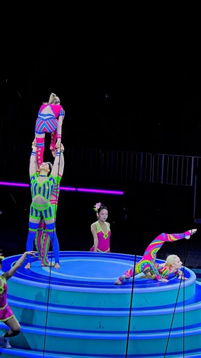 Jordan McKnight 🤸‍♀️ → Trio Nova Human Tower 😳 | Ringling Bros Circus