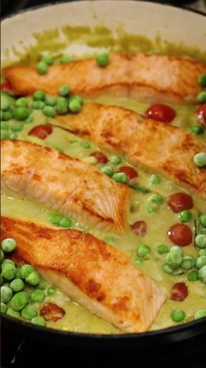Quick Thai Green Curry Salmon