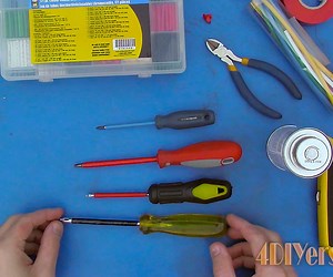 4 Ways to Insulate Screwdrivers