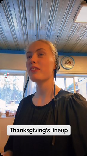 Thanksgiving line up | Elise Matson