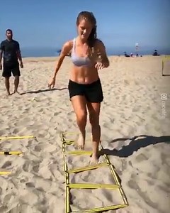 30K views · 327 reactions | Training skills on the beach with Portugal women’s national team ⚽  instagram.com/moalifc | Magic Hands Creations | Facebook