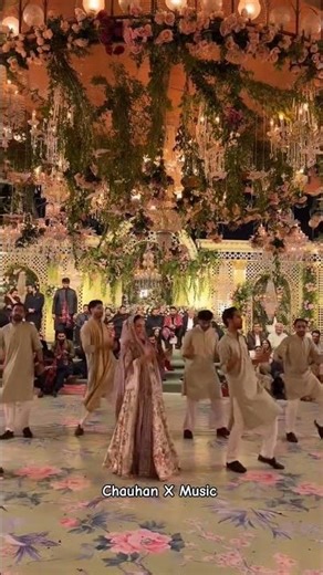 Saj Dhaj Ke Bride Dance 👰✨ | Wedding Entry Dance | Indian Wedding Shorts | Chauhan X Music