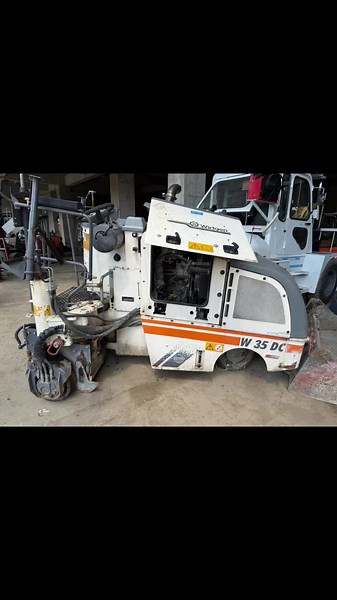 For sale!!! Used Wirtgen W35DC mini milling machine , made in Germany 出售二手中古維特根W35DC小型銑刨機，德國製造#forsale #Wirtgen#milling#wirtgenmilling #wirtgenw35dc #維特根