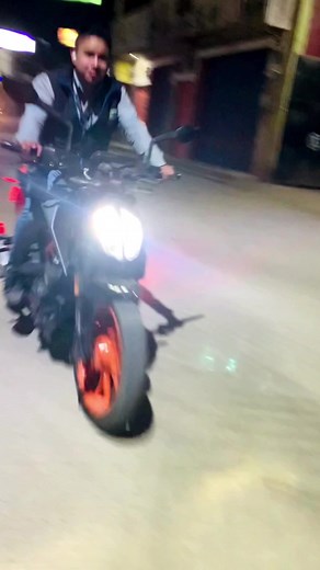 Vídeos de d_r_b_m (@_davidbm) con «sonido original - d_r_b_m»