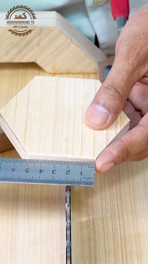 33K views · 222 reactions | Woodworking Description of hexagonal wood trim #diy #DIY #Trick #Carpenter #hardwood #Tips #Tools #woodlover #Technique #carpentry #Woodworking #Skill #woodworkingtools #viralreelsfb #amazing #reelsfb | Woodworking TV | Facebook