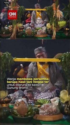 Momen Khidmat Suku Tengger Bromo Jalani Ritual Yadnya Kasada 2026