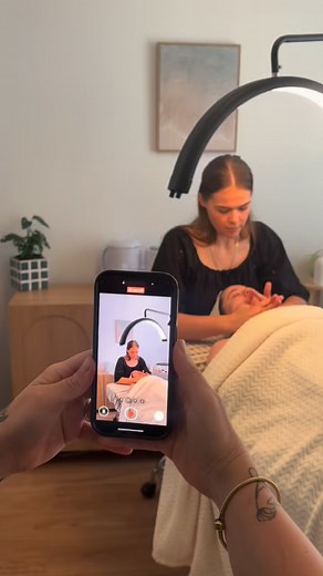 A little BTS of a content shoot day with @_studiorise ✨ This day was honestly so much fun! I cannot recommend her enough 👏🏻 | Balance And Bloom Aesthetics