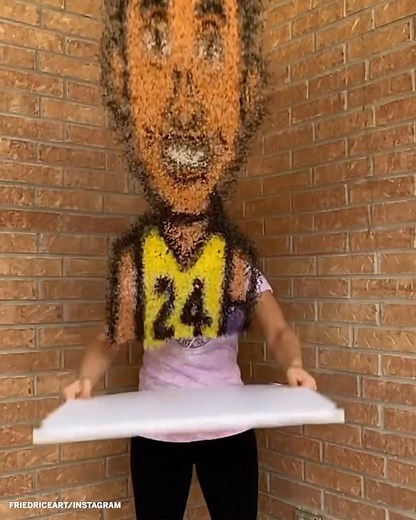 Can’t stop watching 🤯 She turns these rice tosses into art and they’re mesmerizing. (via Fried Rice Art) | SportsCenter