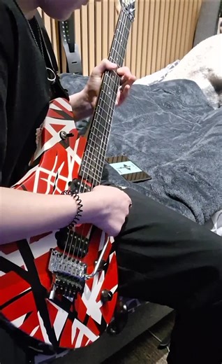 Kickstart my heart - Mötley Crüe #motleycrue #kickstartmyheart #Guitar #intro #fyp @Mötley Crüe