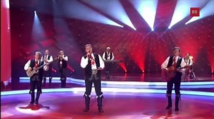 145K views · 3.9K reactions | KASTELRUTHER SPATZEN " Immer noch... wie am ersten Tag " Italian SCHLAGER Volksmusik / SCHLAGER Volksmusik Romantique italien / Schlager VOLKSMUSIK Romántico italiano // LIVE Romantische Musik | German Music Deutsche Musik Música Alemana of All Styles by Dimitri Caubet | Facebook