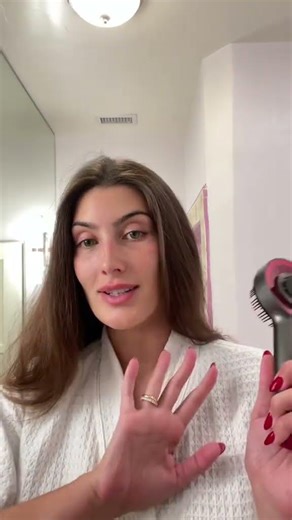 Ditch the messy hands. Use Scalp3 instead! 🧼 #breo #breoscalpmassager #hairgrowth #viralvideo #gift