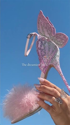 The dreamiest heels ever! #SophiaWebster