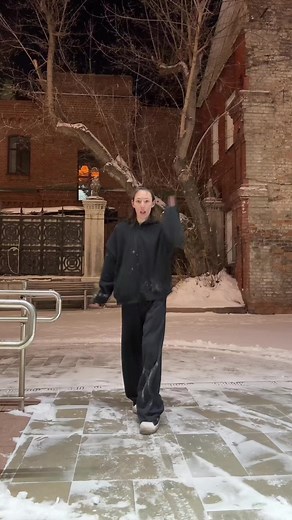 Learn the Vogue Dance with Easy Tutorial