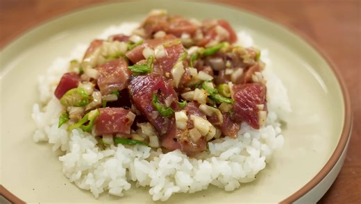 How to make real poke at home with fresh ingredients