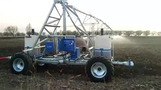 Center Pivot & Lateral Move Farm Irrigation System with Poly Lined Pipes Available for Sale