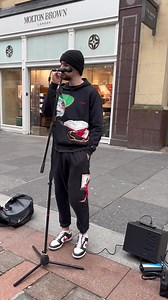 Angels by Robbie Williams and sing by Kieran The Chanter . . . . #robbiewilliams #music #buskers #buskersofglasgow #glasgowmusicscene #scotlandmusicscene #glasgow #scotland | BuskersofGlasgow