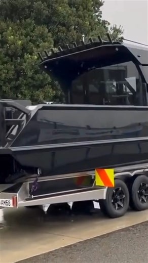 2025 was a big year for Seakeeper Ride! We couldn’t thank you enough, whether it was your first time experiencing Seakeeper Ride on the water or your third year riding with us. Thank you for being part of another year of growth with Seakeeper Ride. Our top three posts truly showcased One Hell of a Ride. Let’s recap! ✨You loved watching our Seakeeper Ride 600 on this Regulator Marine 34, shared by Bonita Boat Center. There’s nothing like seeing the Vessel Attitude Control System smooth things out