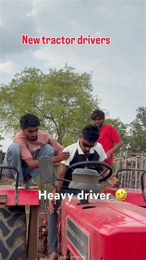 Heavy tractor driver 🤣🤣 #rahulyadavsdl #comedy #youtubeshorts #tractor