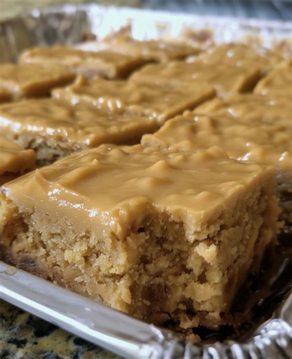 The lunch lady at my school growing up used to make these! They were always perfection. Full recipe 👇 💬 | Fish With Tony Mustache