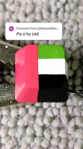 Drawing U for UAE flag 🇦🇪 but on my custom keyboard! #uae #drawing #keyboard #keycaps