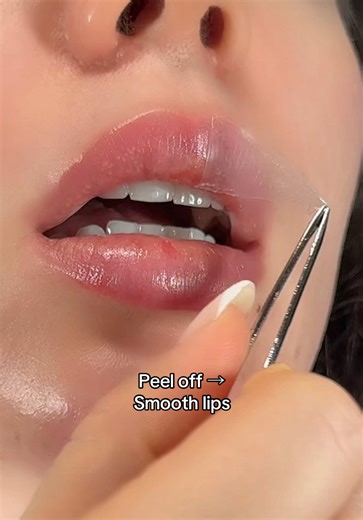 This before & after is kinda insane 👀 @Laka US Peel-Off Lip Mask = smooth lips instantly 💋 Now available on TikTok Shop US #Laka #lipprep #lipmask #peeloff #FruityGlamTint