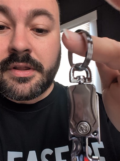 Multitool Keychain #multitool #keychain #tools #carabiner #giftguide