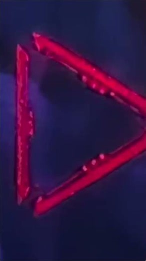 A prodator who has no invisible gadget | Predator Badlands movie explained in Bangla