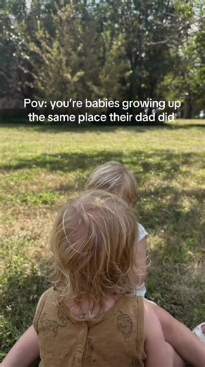 -Farm fresh- . . . Finally got around to harvesting some apples 🍎 and pears 🍐 the apples are ripe and ready to be eaten, made into apple sauce, maybe I’ll try my shot at canning (or I’ll just freeze them lol) and then there’s still plenty to share with family! The pears are still a little hard but will soften here soon enough! Even though they were unwashed and gravel dust covered that didn’t stop my children from eating a bunch before we left (our well water is not safe to be ingested so a wi