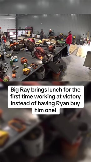 Big Ray brings lunch for the first time working at victory instead of having Ryan buy him one!#ConcreteLife #ryanconcrete #darryljr #darryl #contractor