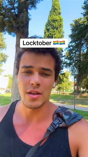 Who else is doing locktober | Thelabootybuilder