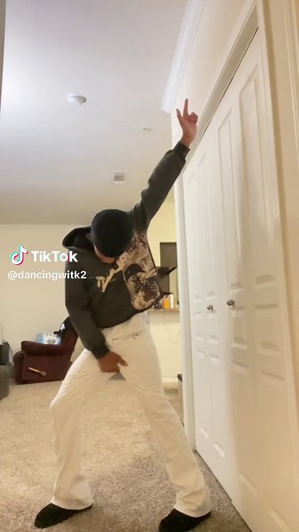 La candy 😂🤞🏽#fyp #viral #trending | candy dance