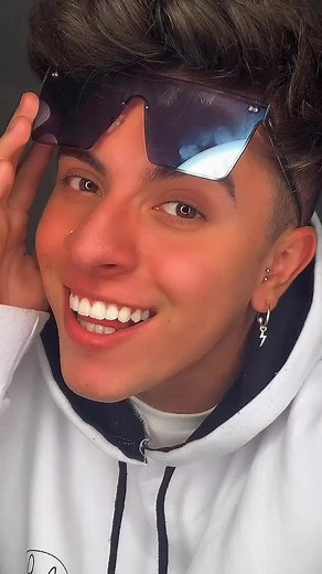 Quero ver todo mundo fazendo esse Challenge só que agora com o Óculos!!! 😝❤️ #avancadachallenge @kevinho