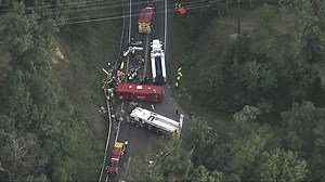 One dead after serious crash south of Leesburg, 4 in critical condition