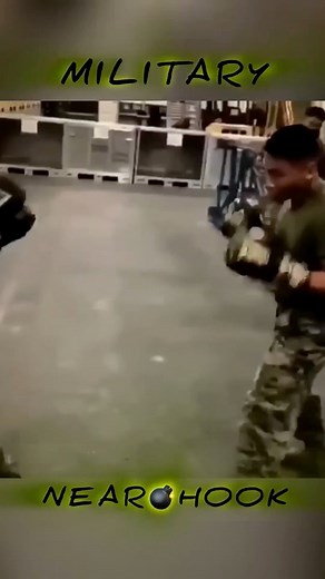 Military self defense #boxingdefense #muaythailife #mmafighter #technique #martialarts #selfdefense | Maiky Combat Arts